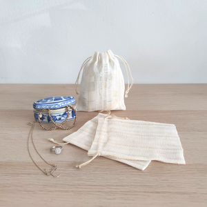 Natural White Eco Mini Drawstring -10 pcs